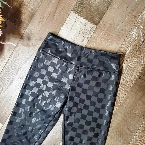 No Boundaries Black Checkered Stretchy Leggings Juniors Size Small 3-5 - Picture 2 of 12